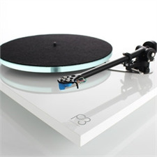 Rega Planar 3 - Plattenspieler mit Rega RB330 Tonarm ohne Tonabnehmer 	(Hochglanz weiß / 2016er Version)