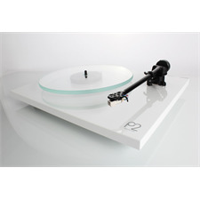 Rega Planar 2 - Plattenspieler mit Rega RB220 Tonarm und Rega CARBON MM-Tonabnehmer (Hochglanz weiß / 2016er Version)